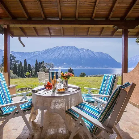 Sleeps 7 Casa vacanze Sala Comacina